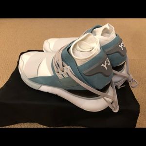 Authentic Y3 Qasa High US7 white/blue brand new